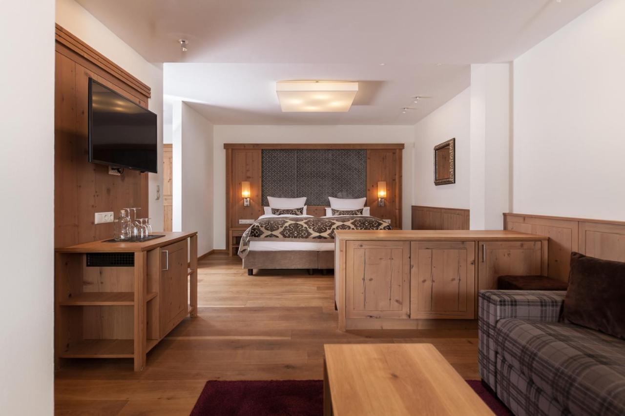 Schlosshotel فس المظهر الخارجي الصورة