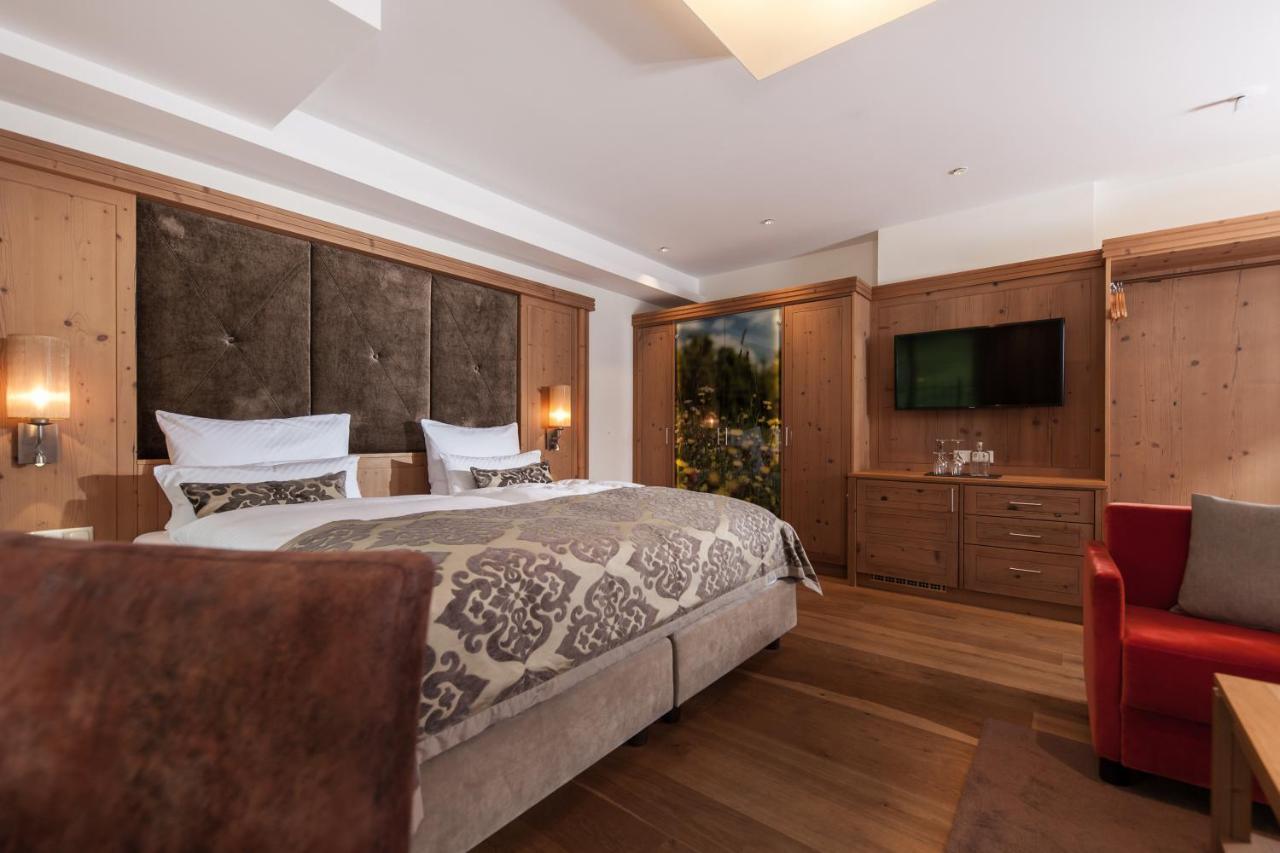 Schlosshotel فس المظهر الخارجي الصورة
