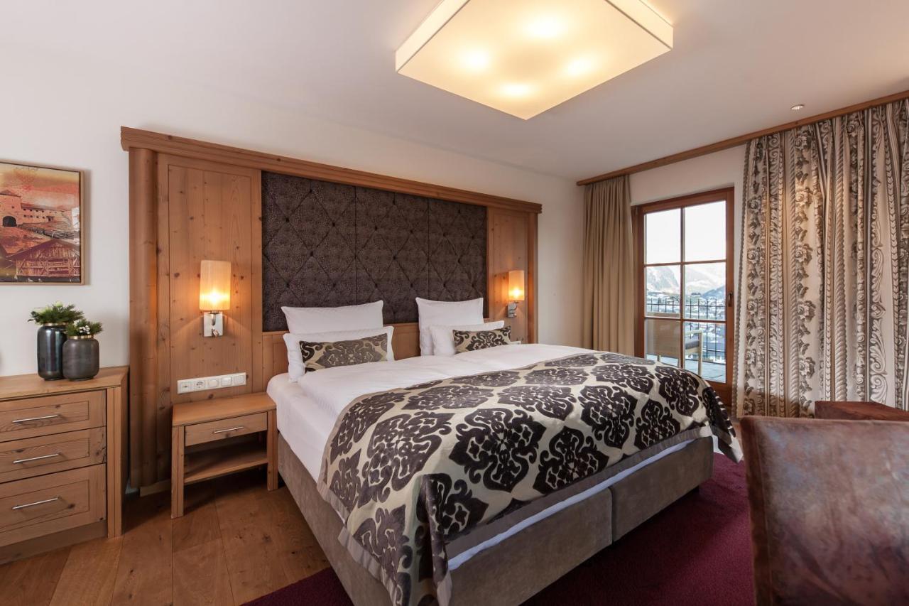 Schlosshotel فس المظهر الخارجي الصورة